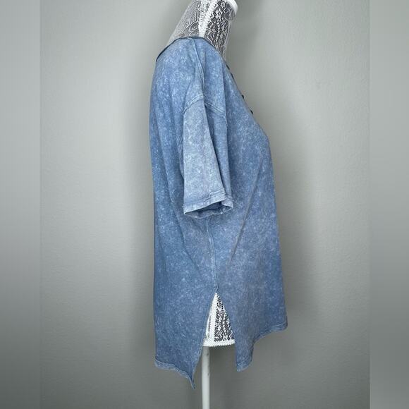 FREE PEOPLE Women's Lace Up Plunge V-Neck Split Hem Oversized Cotton Tee Size XS - Picture 6 of 9